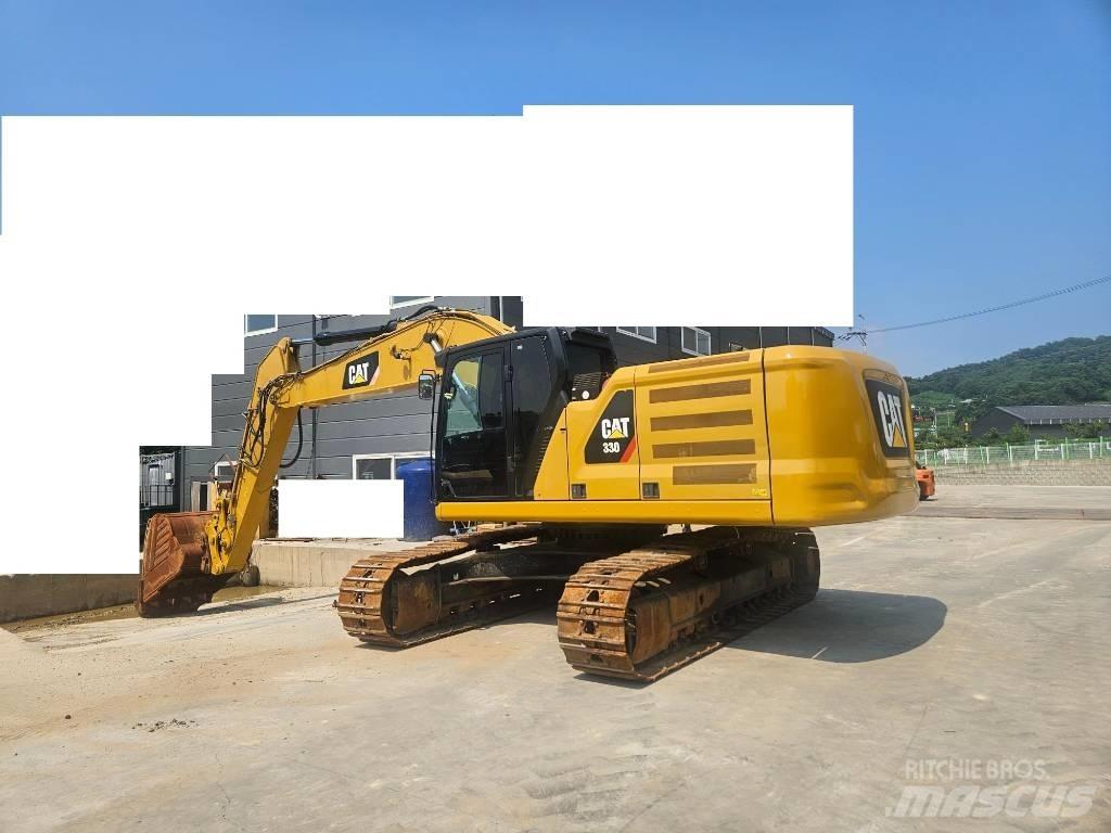 CAT 330 حفارات زحافة
