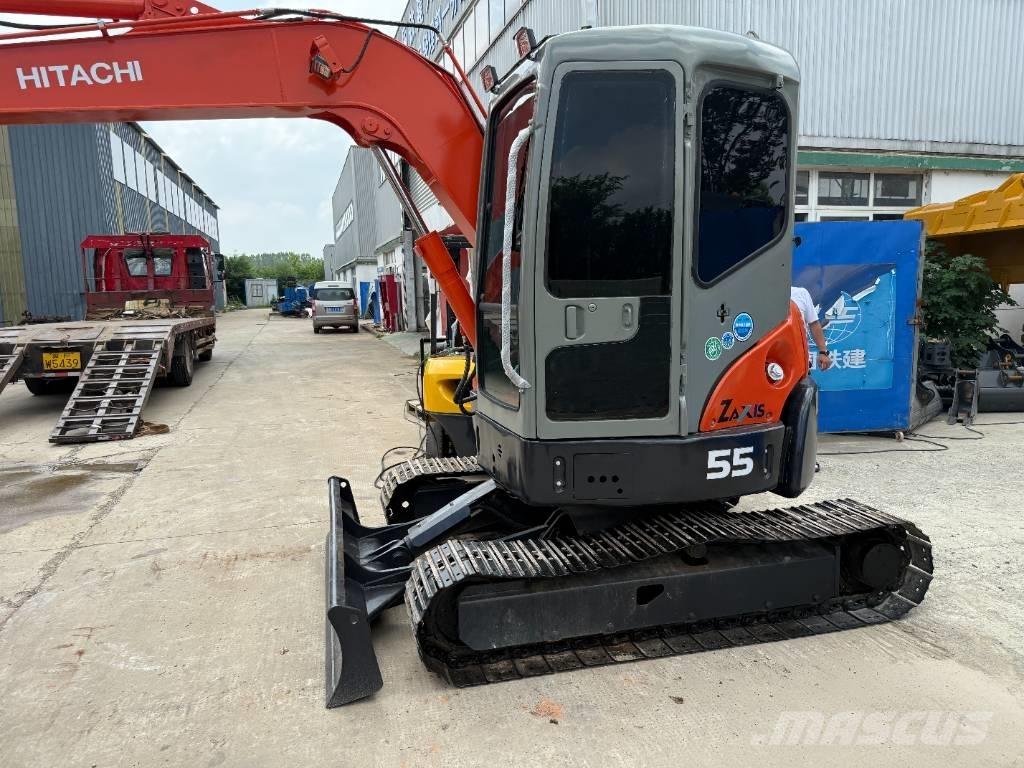 Hitachi ZX 55 حفارات صغيرة أقل من 7 طن (حفارات صغيرة)