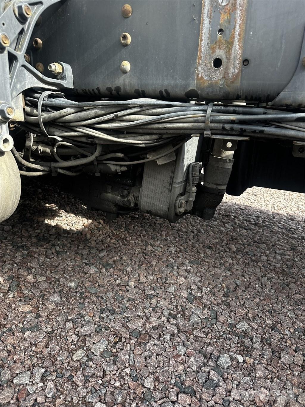 Scania R 480 وحدات الجر