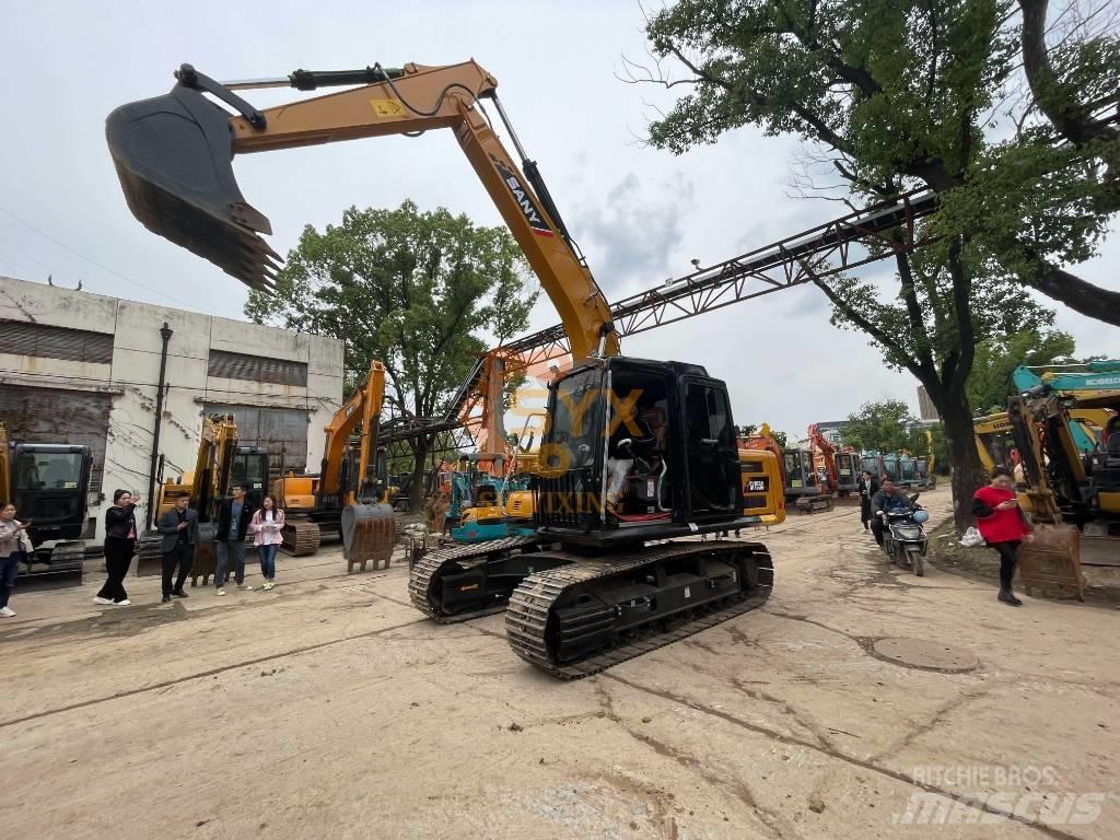 Sany SY 155 C حفارات زحافة