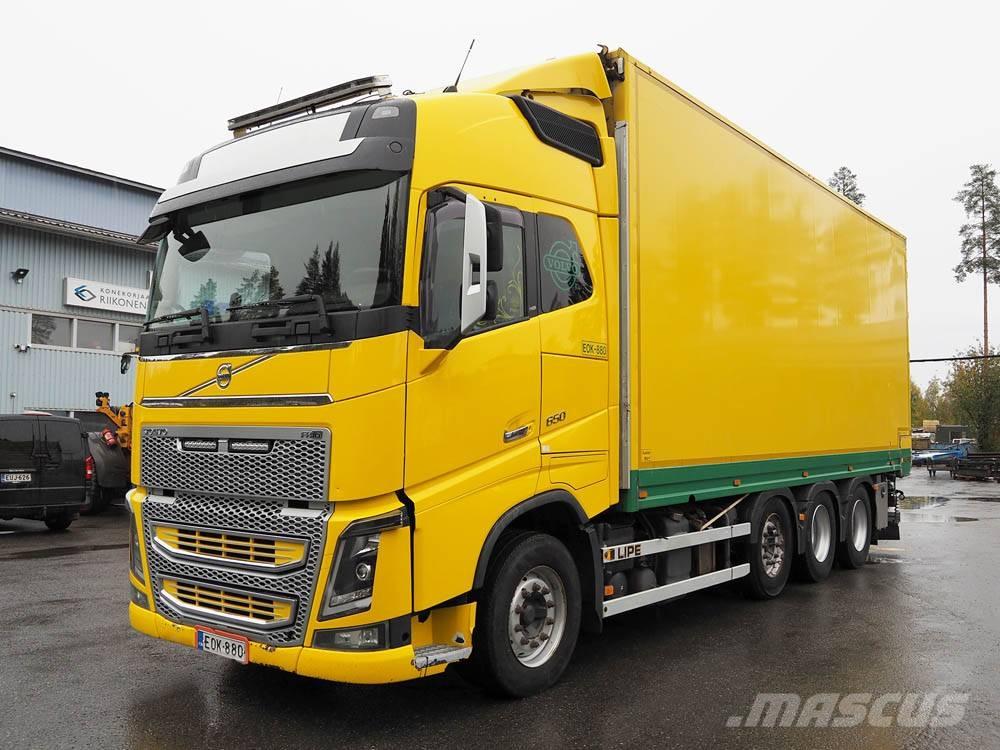 Volvo FH 16 شاحنات نقل ألواح الخشب