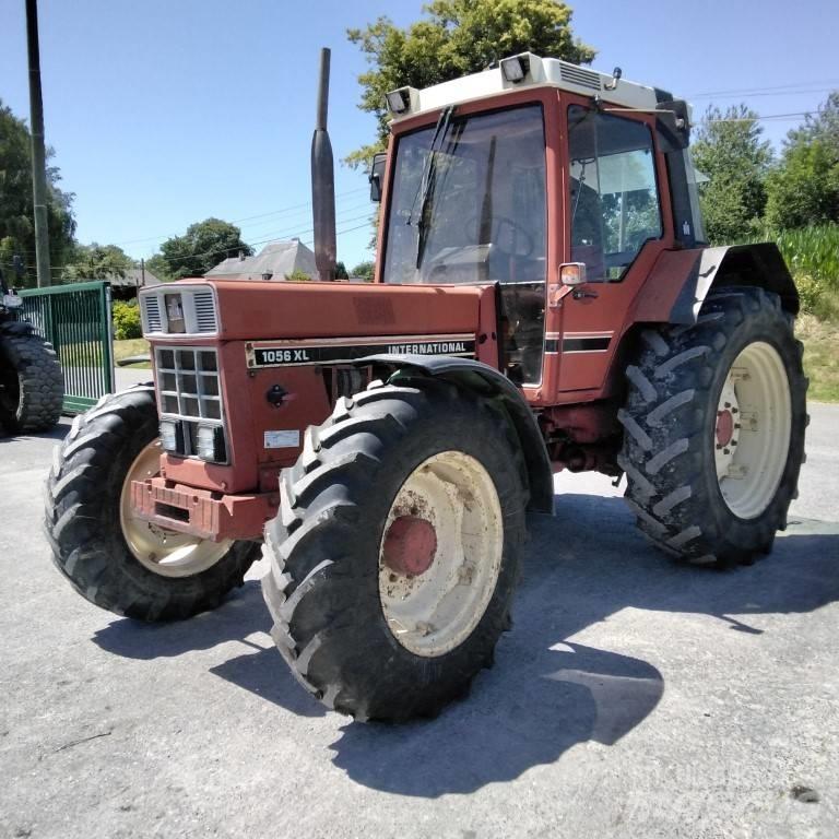 Case IH 1056 XL الجرارات