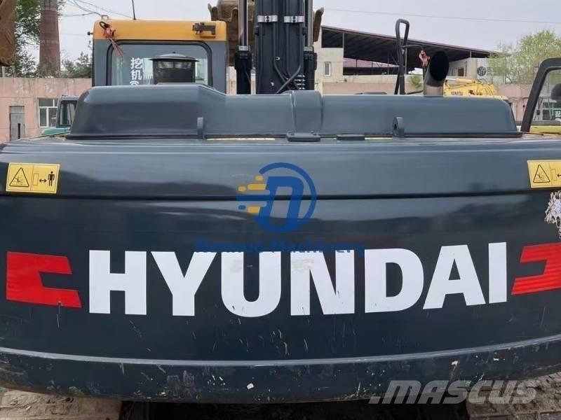 Hyundai 225VS حفارات زحافة
