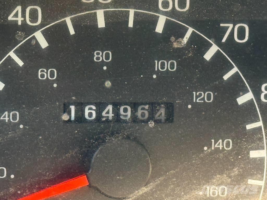 Ford F750 شاحنات المخلفات