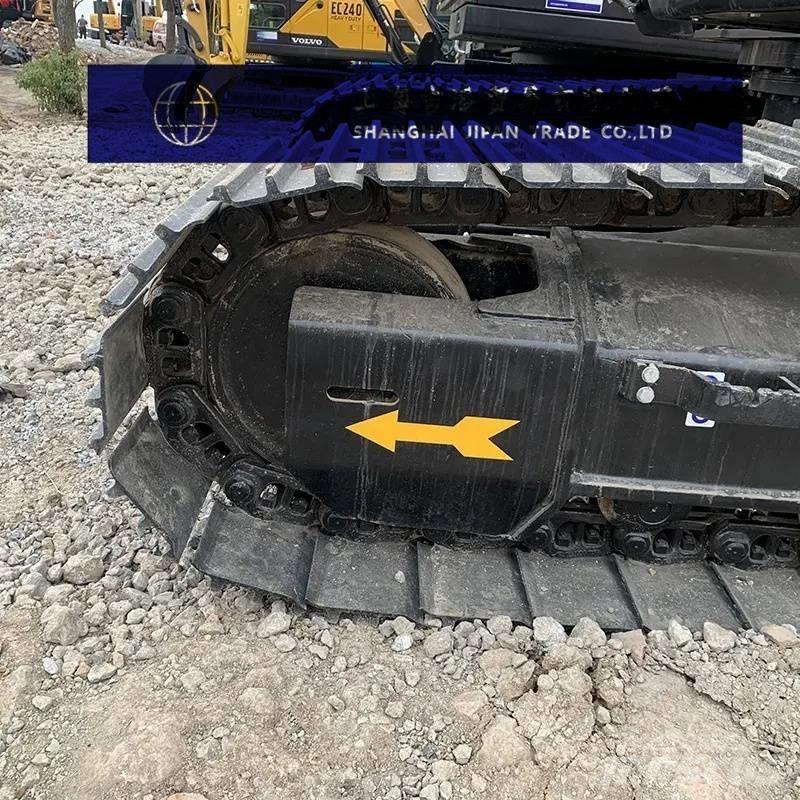 Hitachi ZX 200 حفارات زحافة