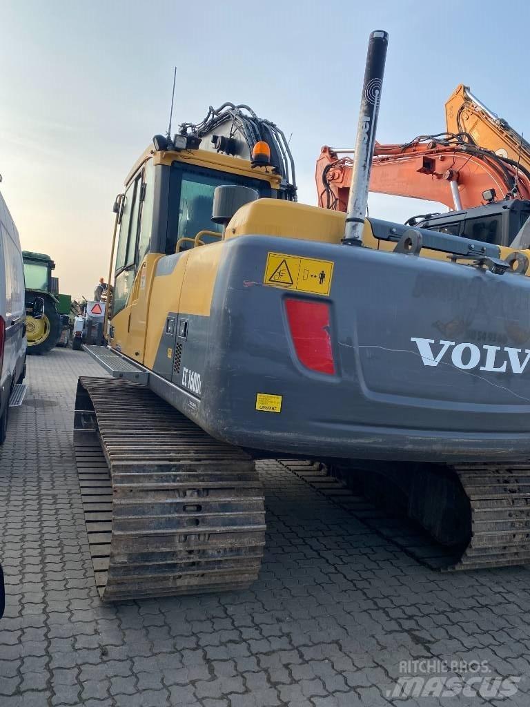 Volvo EC 160 حفارات زحافة