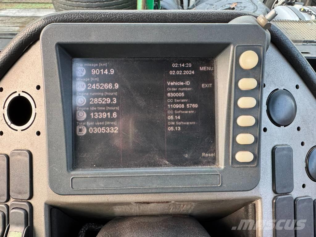 Terberg RT 223 جرارات صالات المطارات