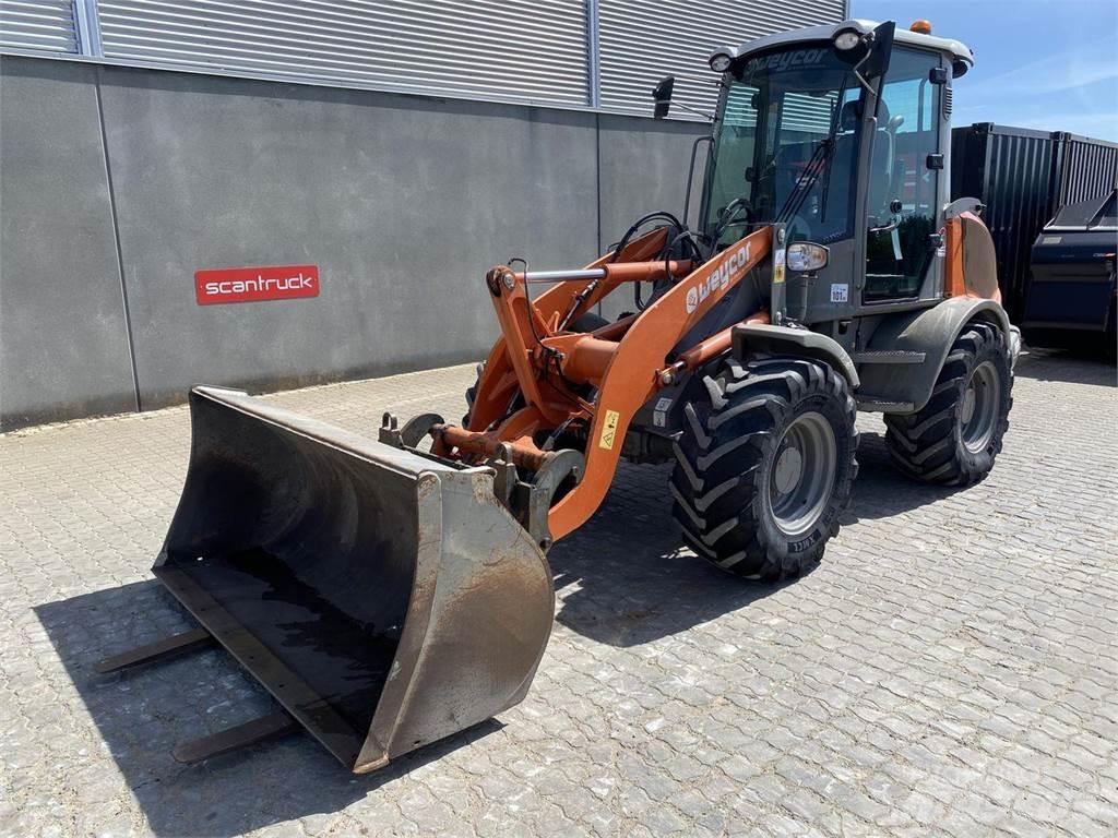 Weycor AR420 لوادر متعددة الأغراض