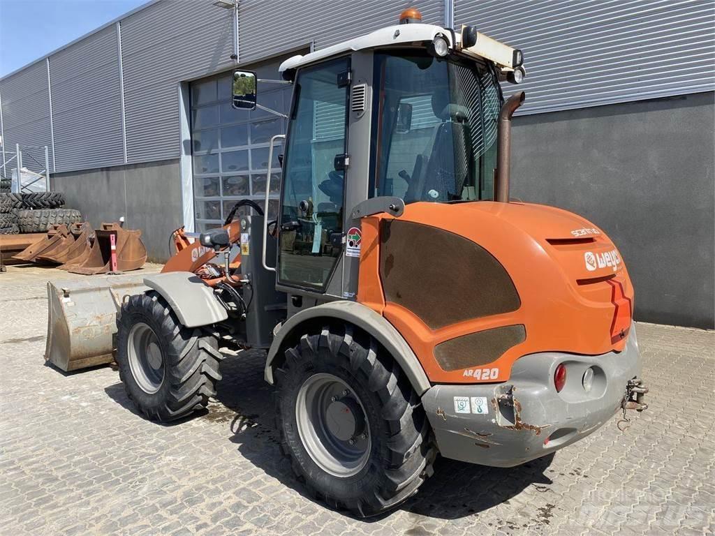 Weycor AR420 لوادر متعددة الأغراض