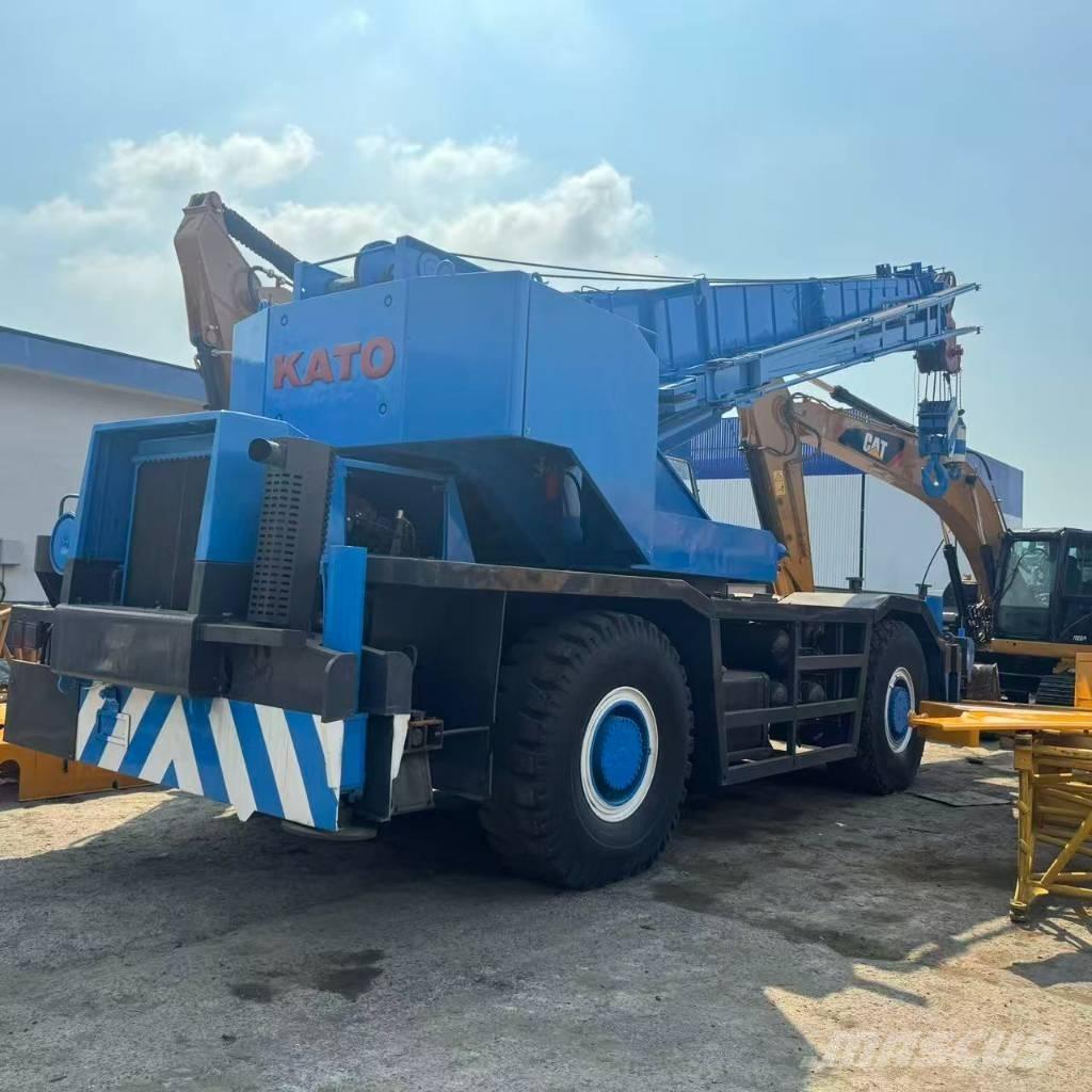 Kato KR 500-3 رافعات الطرق الوعرة