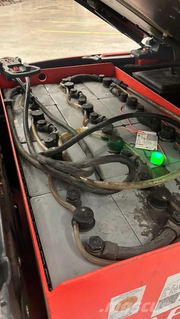 Linde E15 شاحنات ذات رافعات شوكية تعمل بالكهرباء