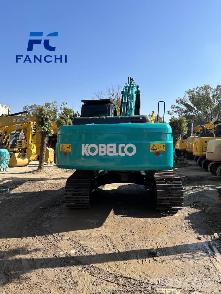 Kobelco SK 200 حفارات زحافة
