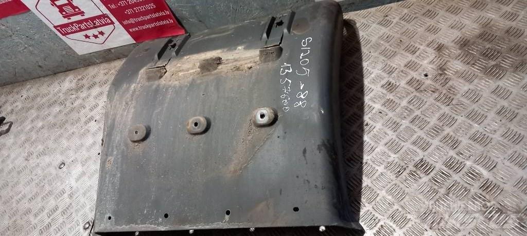 Scania R 440.   1357600 محور العجلة