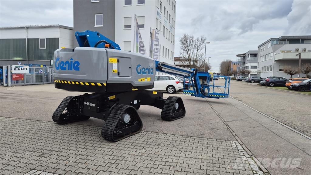Genie S-45 TraX رافعات سلة مفصلية