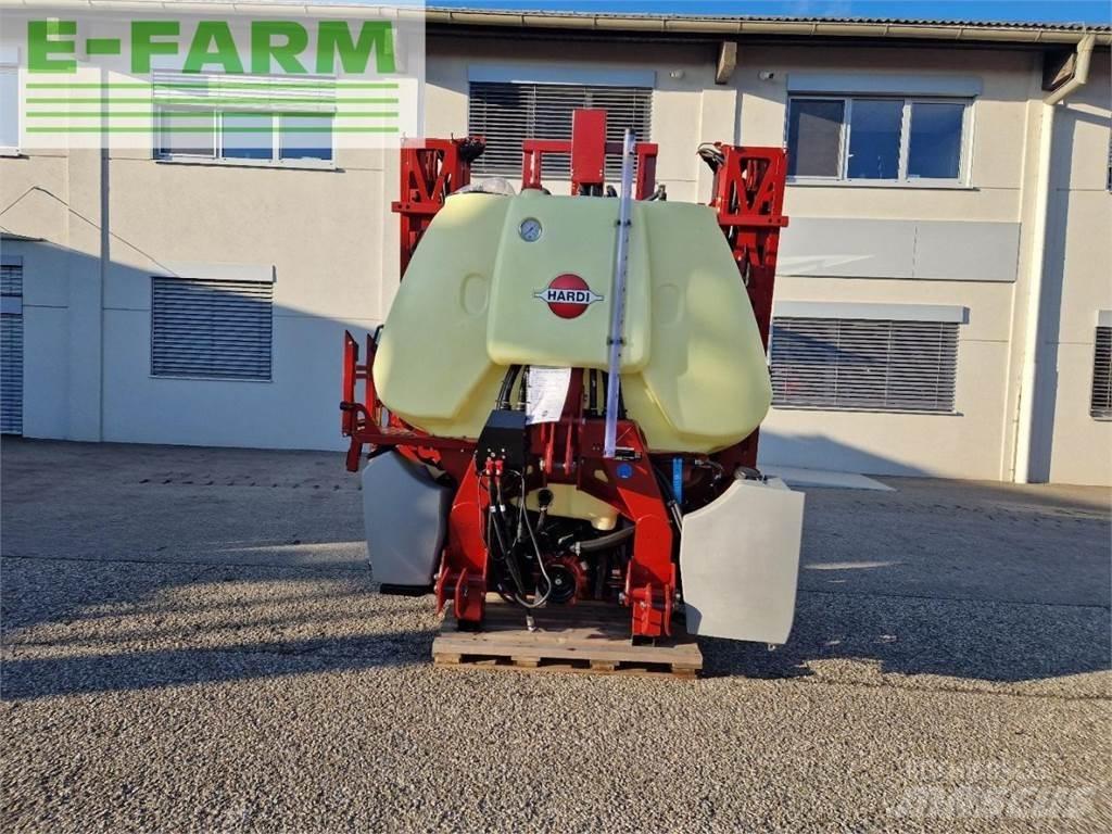 Hardi Mega 12 الرشاشات