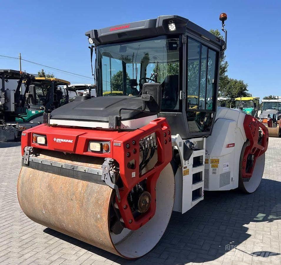 Dynapac CC 4200 VI مداحل ثنائية الاسطوانة