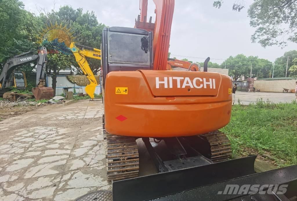 Hitachi ZX 70 حفارات وسط 7 طن - 12 طن