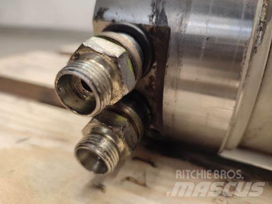 Merlo 40.25  actuator أذرع الغطاس