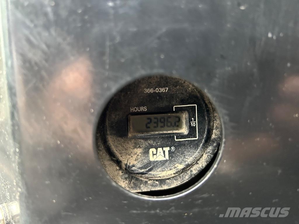 CAT 303.5 E CR حفارات صغيرة أقل من 7 طن (حفارات صغيرة)