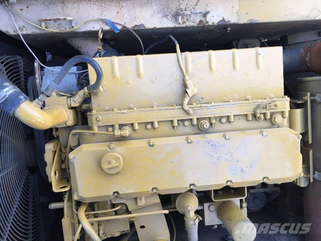 CAT 325 B حفارات زحافة