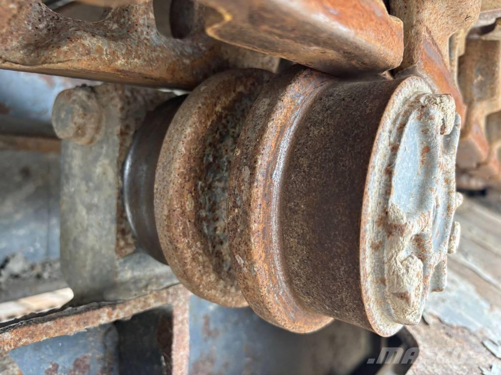 Volvo ECR 145 EL حفارات زحافة