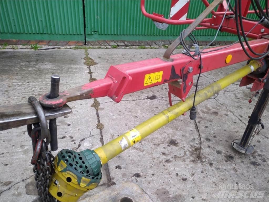 Lely Lotus 900P مكابس وميبسات التبن