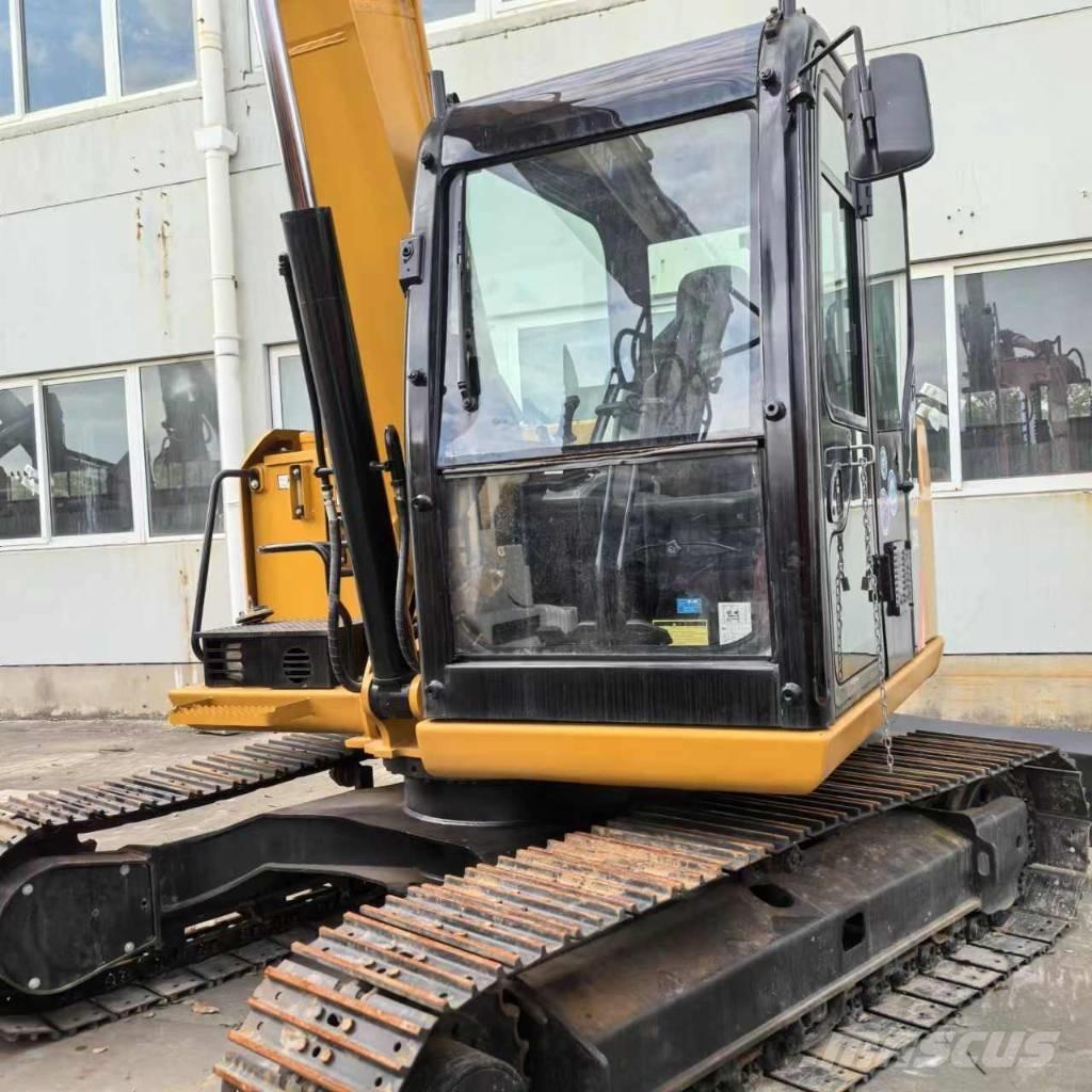 CAT 308 E 2 CR حفارات زحافة