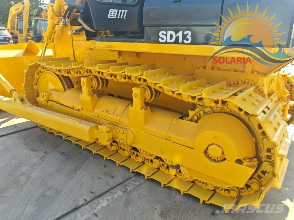 Shantui SD 13 بلدوزرات مجنزرة