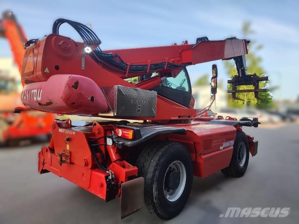 Manitou MRT 2540 مناولات متداخلة