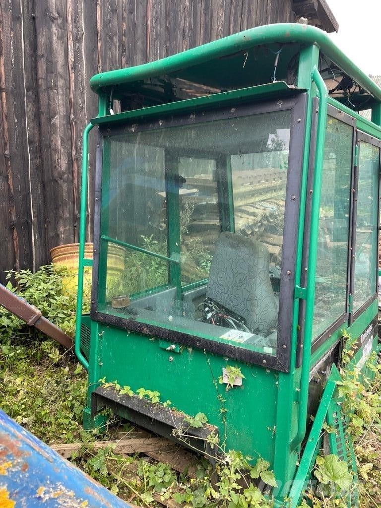 John Deere 1010 D شاحنات