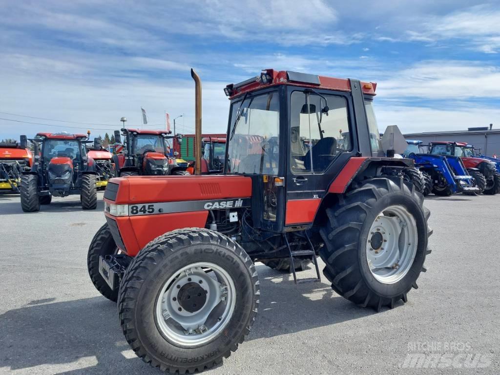 Case IH 845 XL Turbo الجرارات