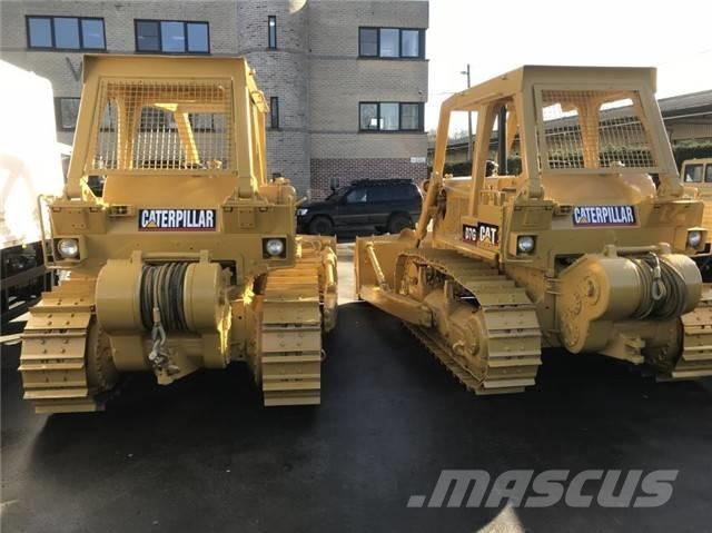 CAT D 7 G بلدوزرات مجنزرة