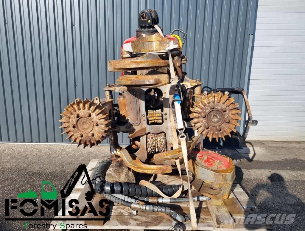 Komatsu C144 رؤوس حصادات