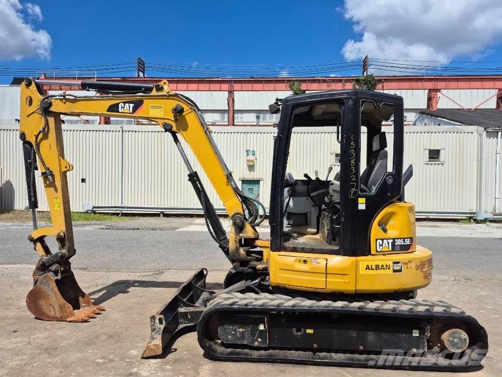 CAT 305.5 حفارات صغيرة أقل من 7 طن (حفارات صغيرة)