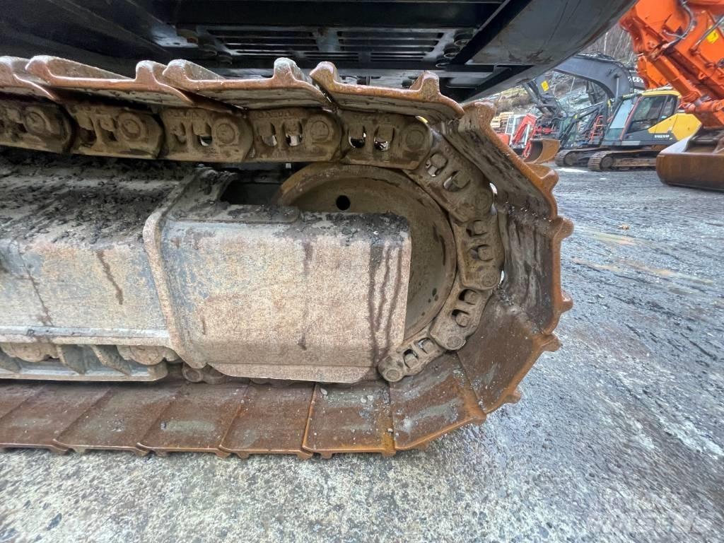 Volvo EC 220 EL حفارات زحافة
