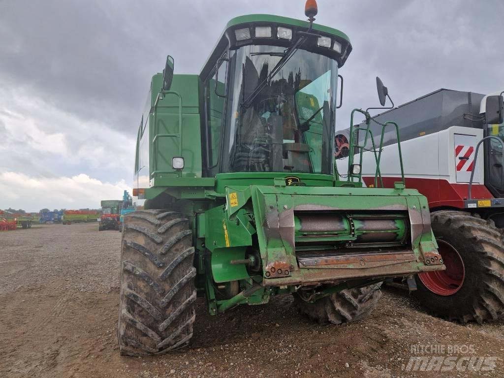 John Deere 9540 WTS حصادات
