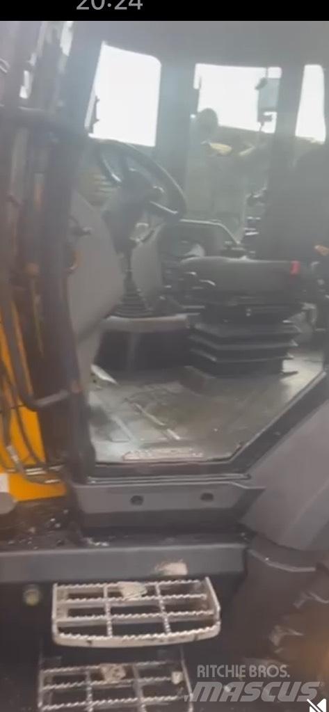 JCB 3CX Compact لوادر ذات جرافات عكسية