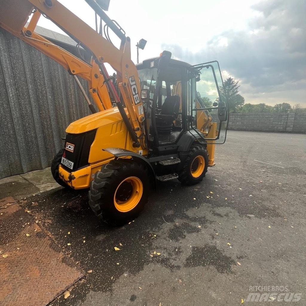JCB 3CX Compact لوادر ذات جرافات عكسية