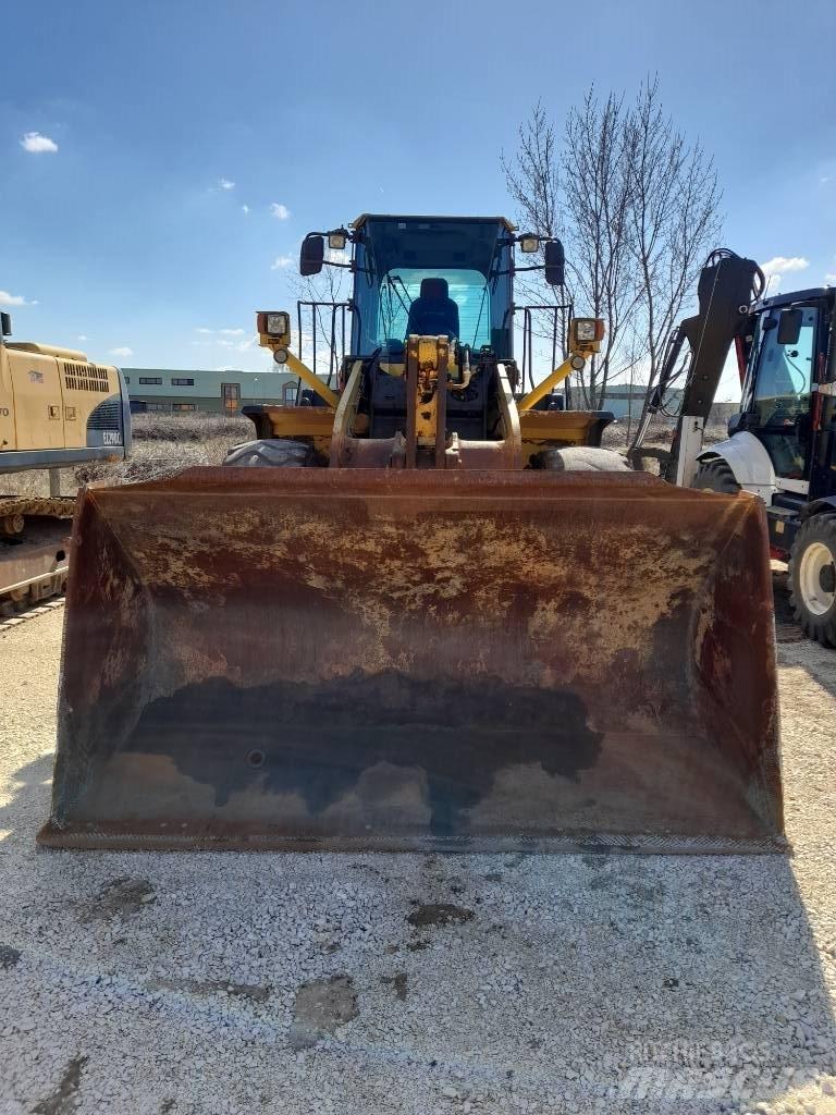 Komatsu WA 380-6 لوادر بعجل