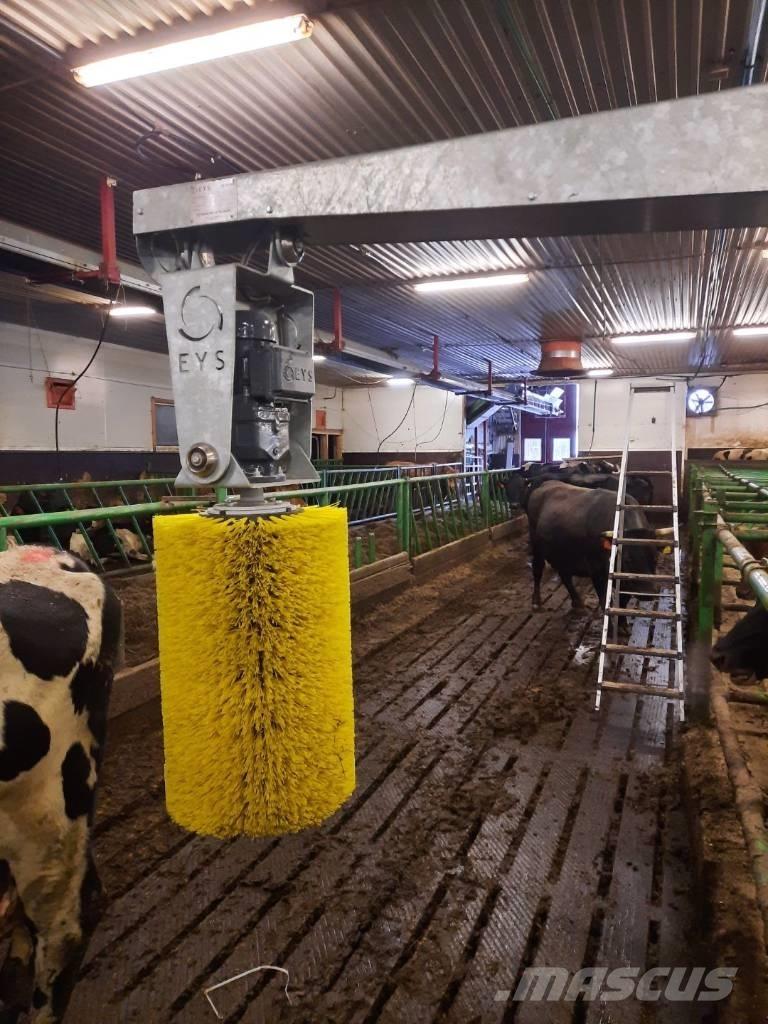  EYS - Kubørste ماكينات زراعية أخرى