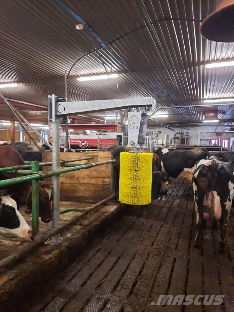  EYS - Kubørste ماكينات زراعية أخرى