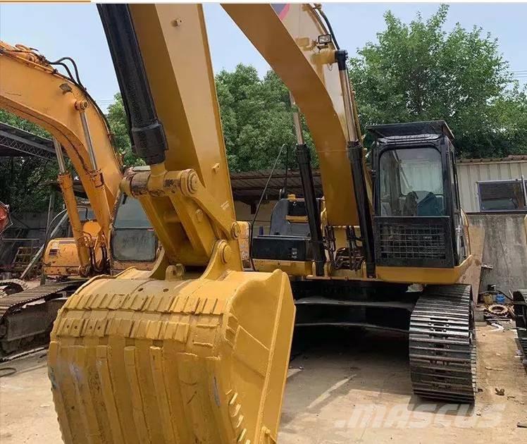 CAT 330 D L حفارات زحافة