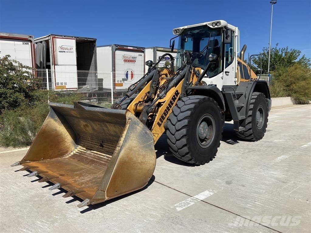 Liebherr L 546 لوادر بعجل