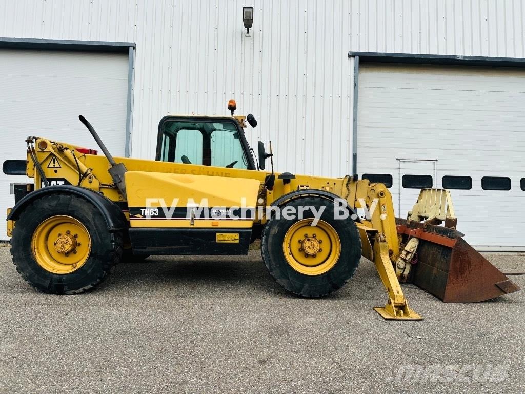 CAT TH 63 مناولات متداخلة