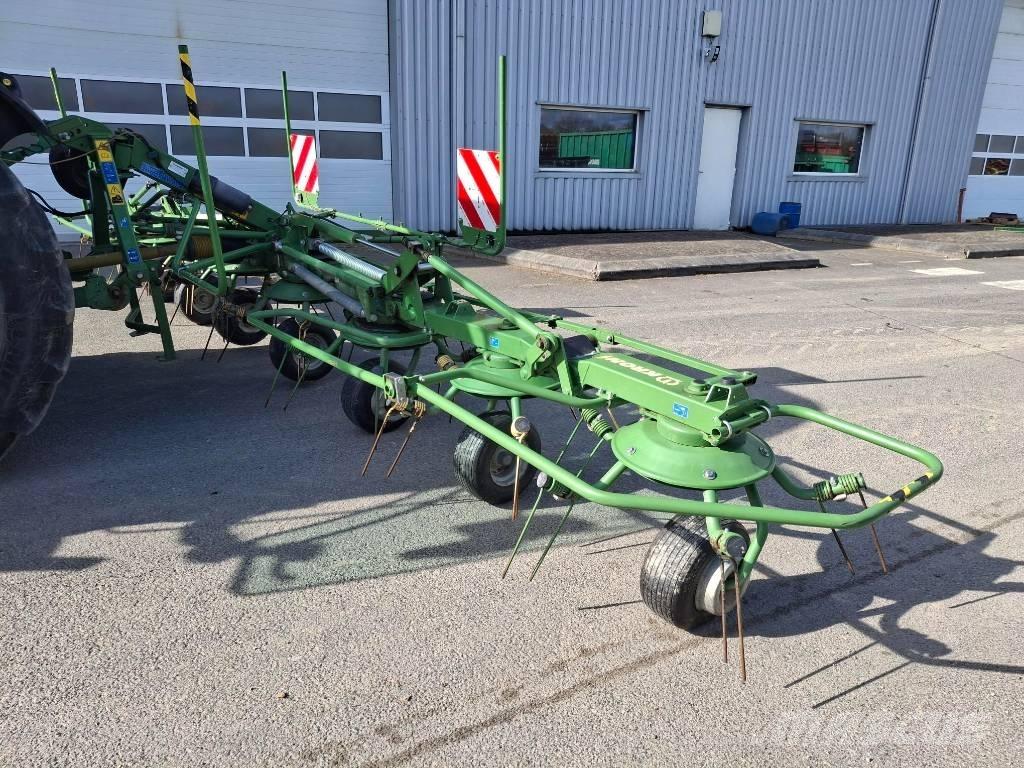 Krone KW 7.92/8 مكابس وميبسات التبن