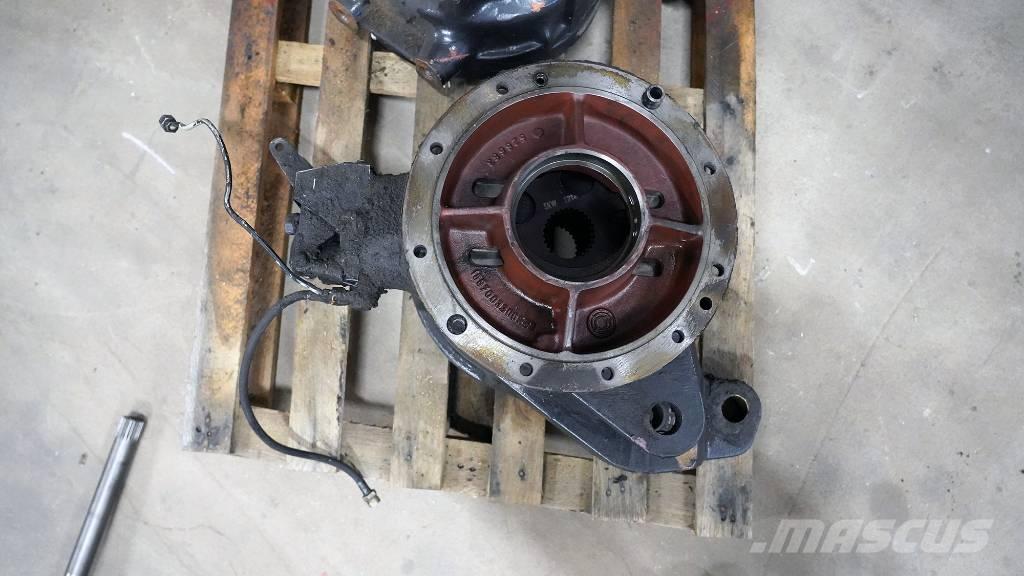 CASE CS 86 Bromshus مكابح