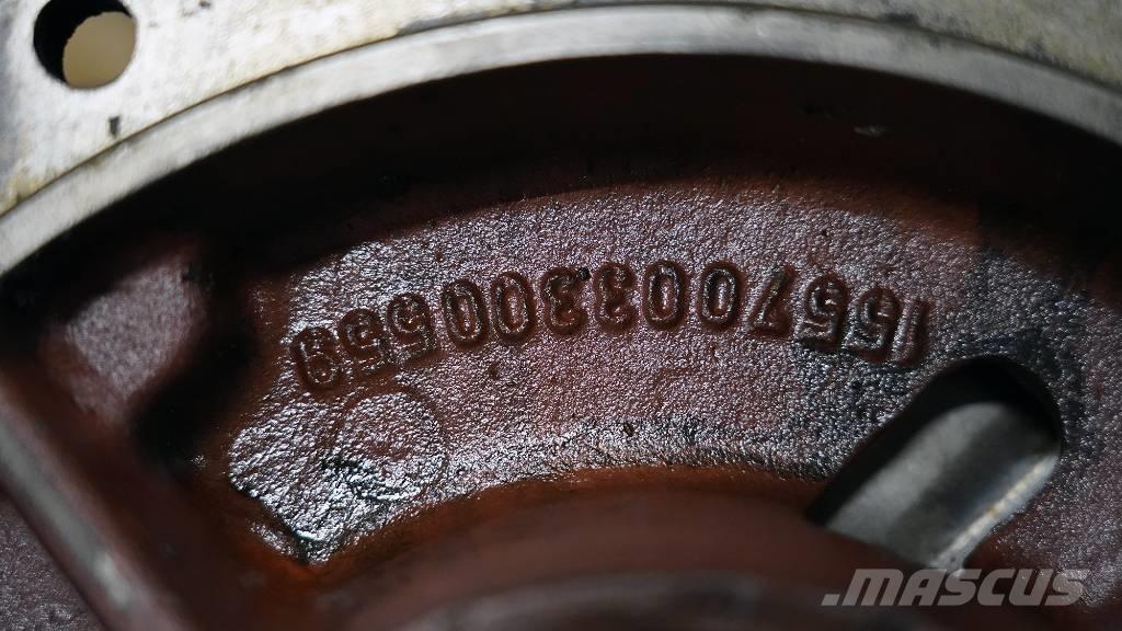 CASE CS 86 Bromshus مكابح