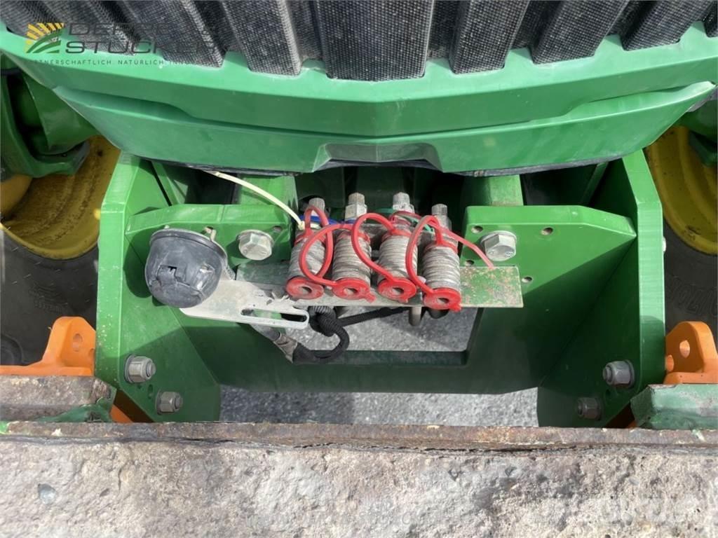 John Deere 6175R الجرارات