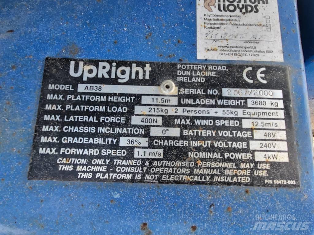 UpRight AB38N رافعات سلة مفصلية