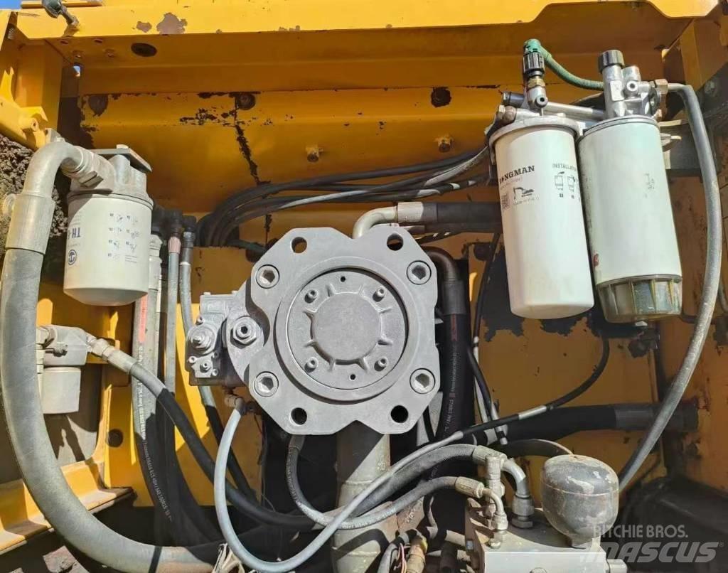 Volvo EC 360 حفارات زحافة